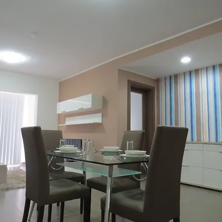 By Neu Collective 酒店 Gzira