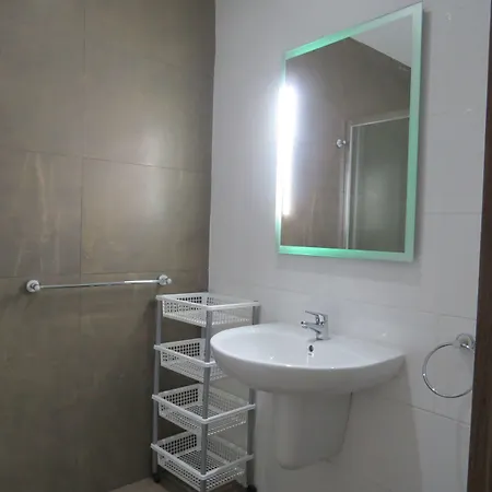 酒店 By Neu Collective 3*