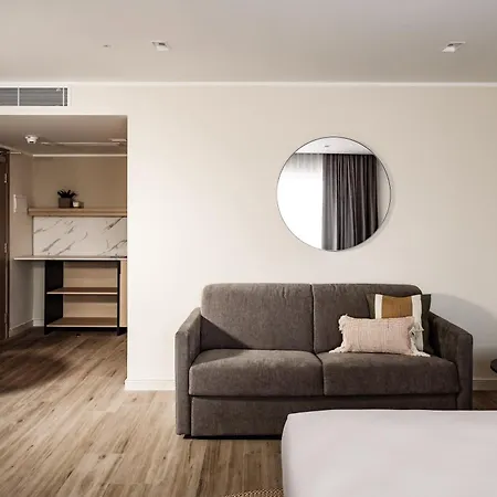 By Neu Collective 3*