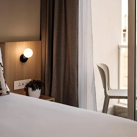 By Neu Collective 3*