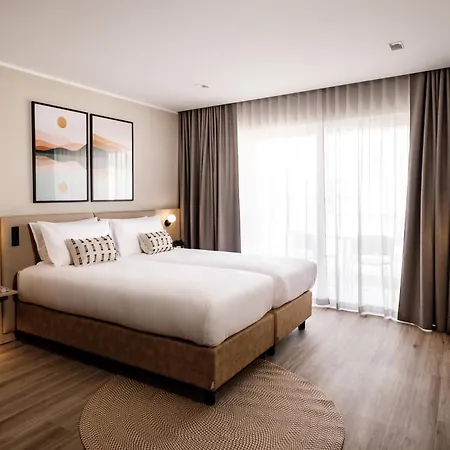 By Neu Collective Hotel