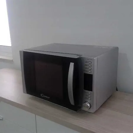 By Neu Collective 3*