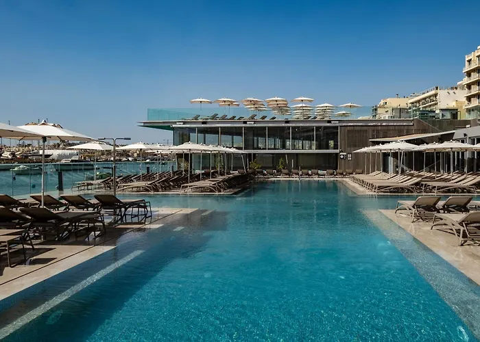 Ξενοδοχείο By Neu Collective 3*